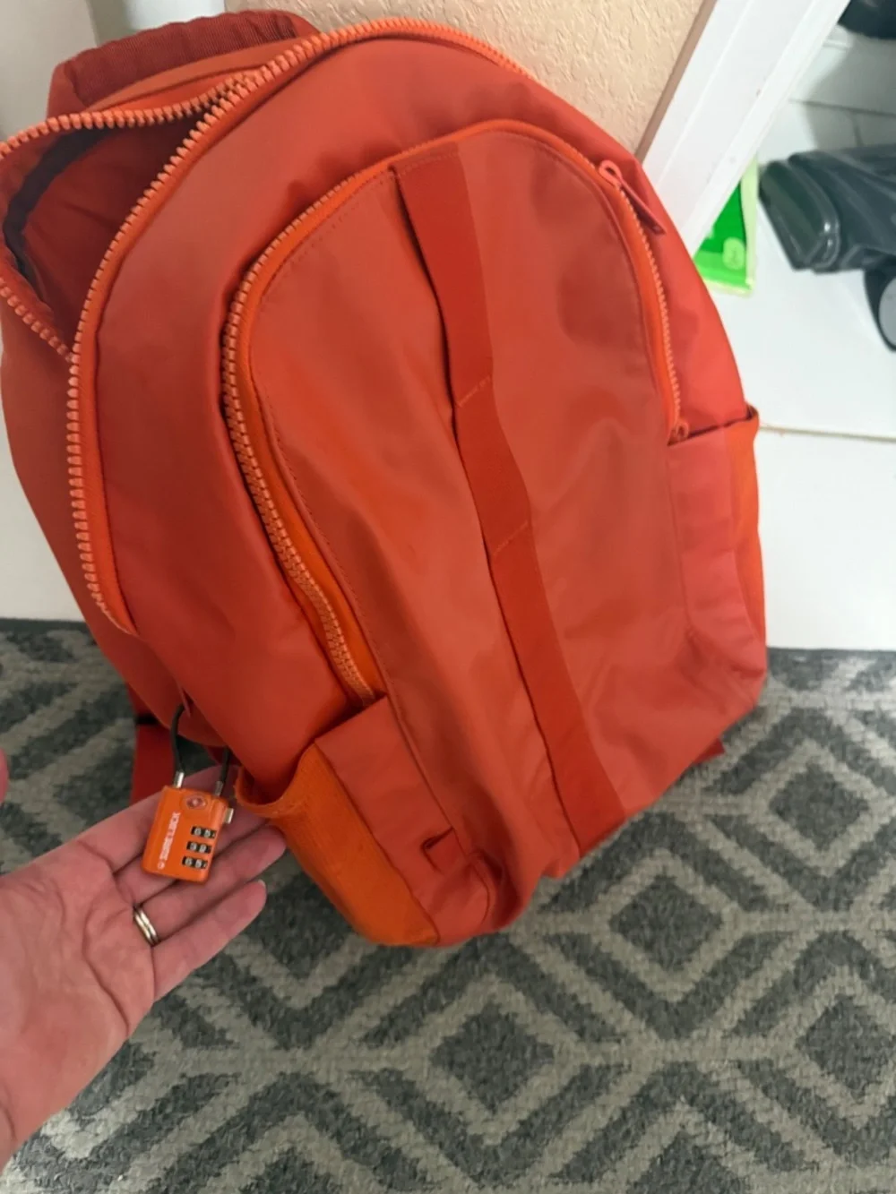 Away F.A.R. Active Backpack 26 L Outdoor Daypack with lock